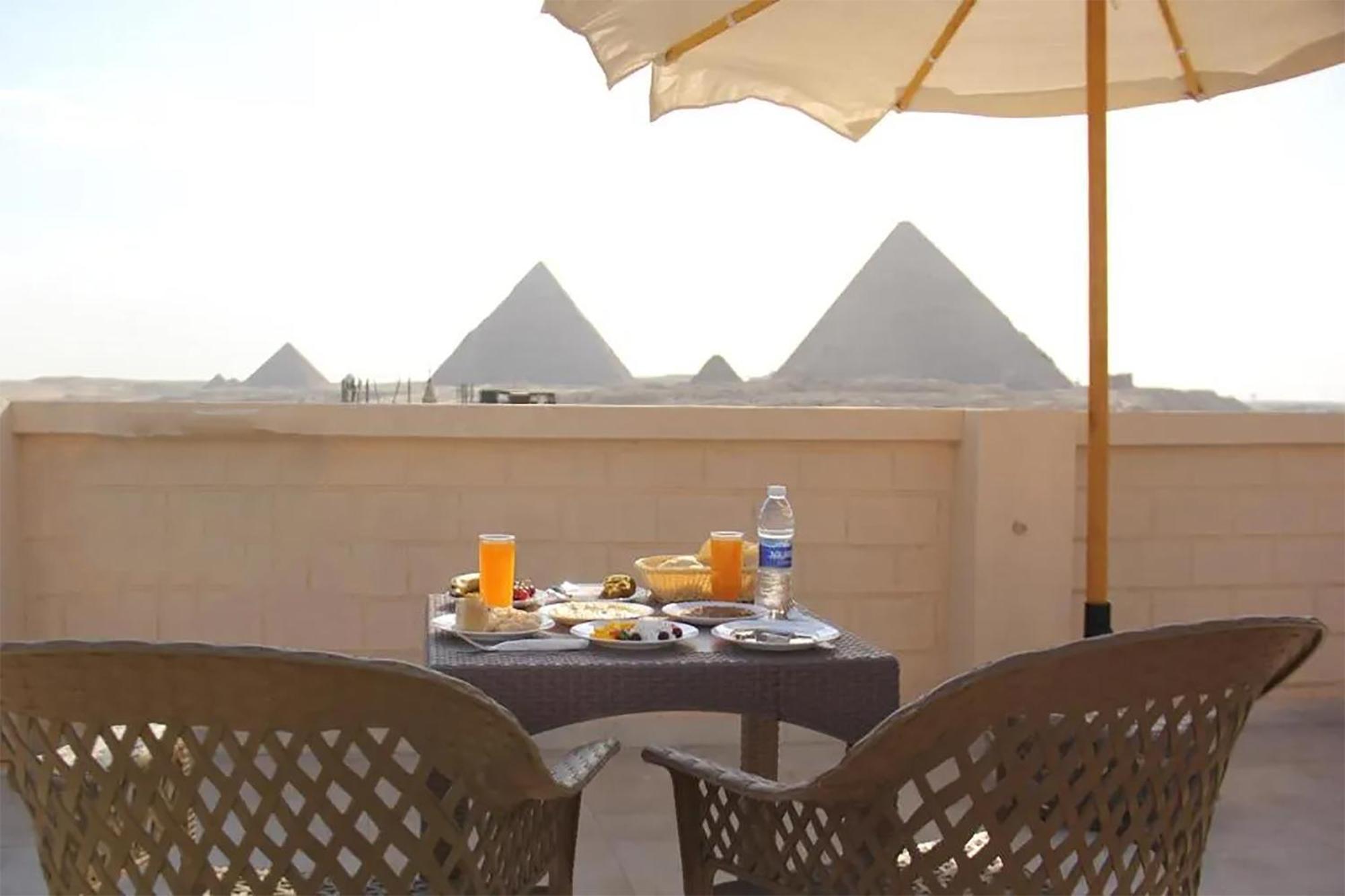 El Aida Pyramids View Hotel Kafret el-Gabal Exteriér fotografie