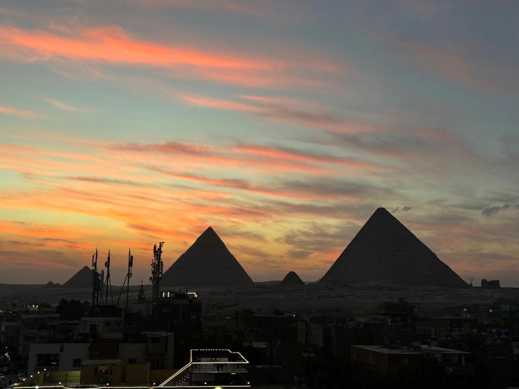 El Aida Pyramids View Hotel Kafret el-Gabal Exteriér fotografie